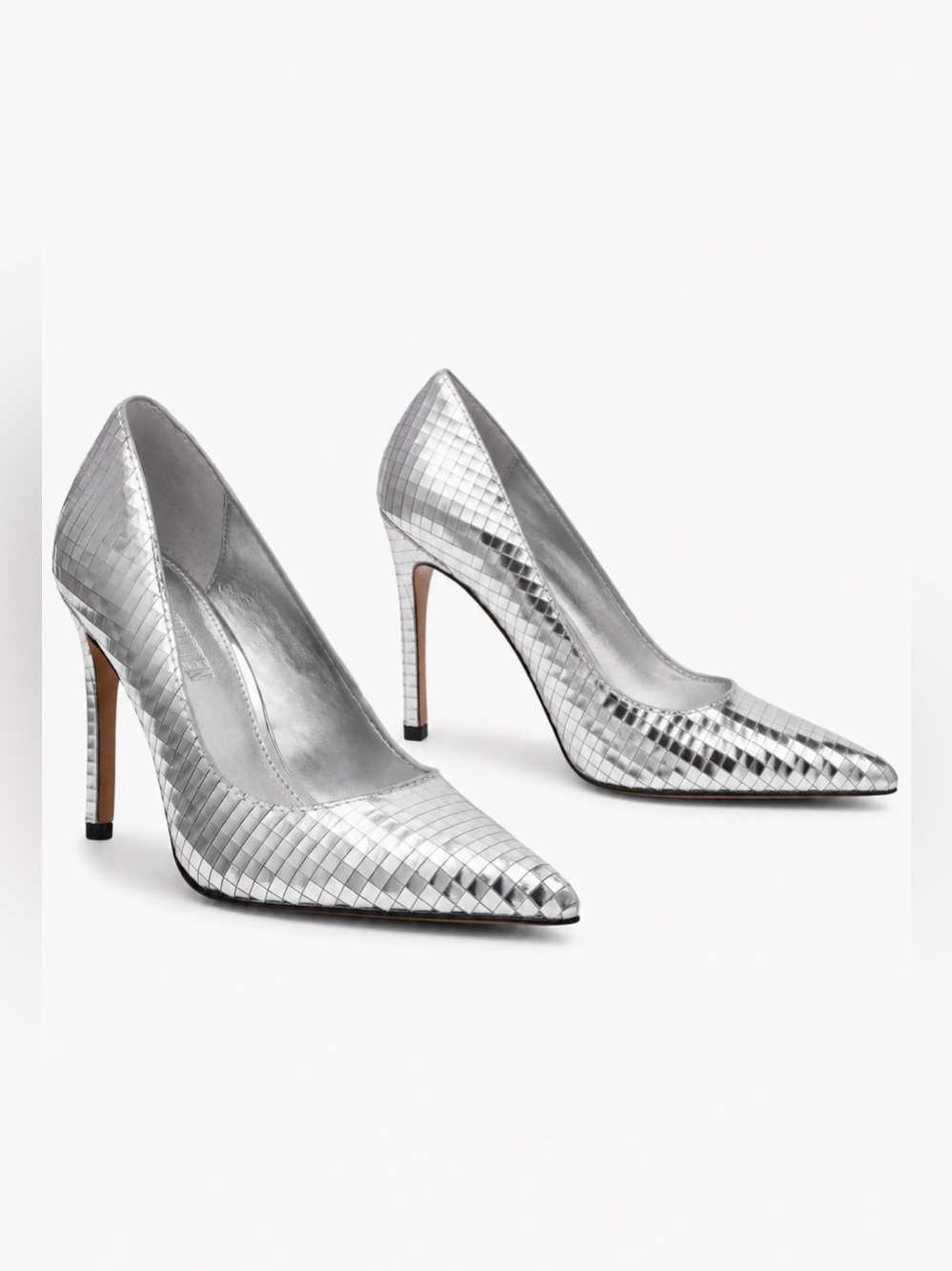 Steve Madden Reya Silver Disco Pointed Toe Pumps Size 8 $109 Retail